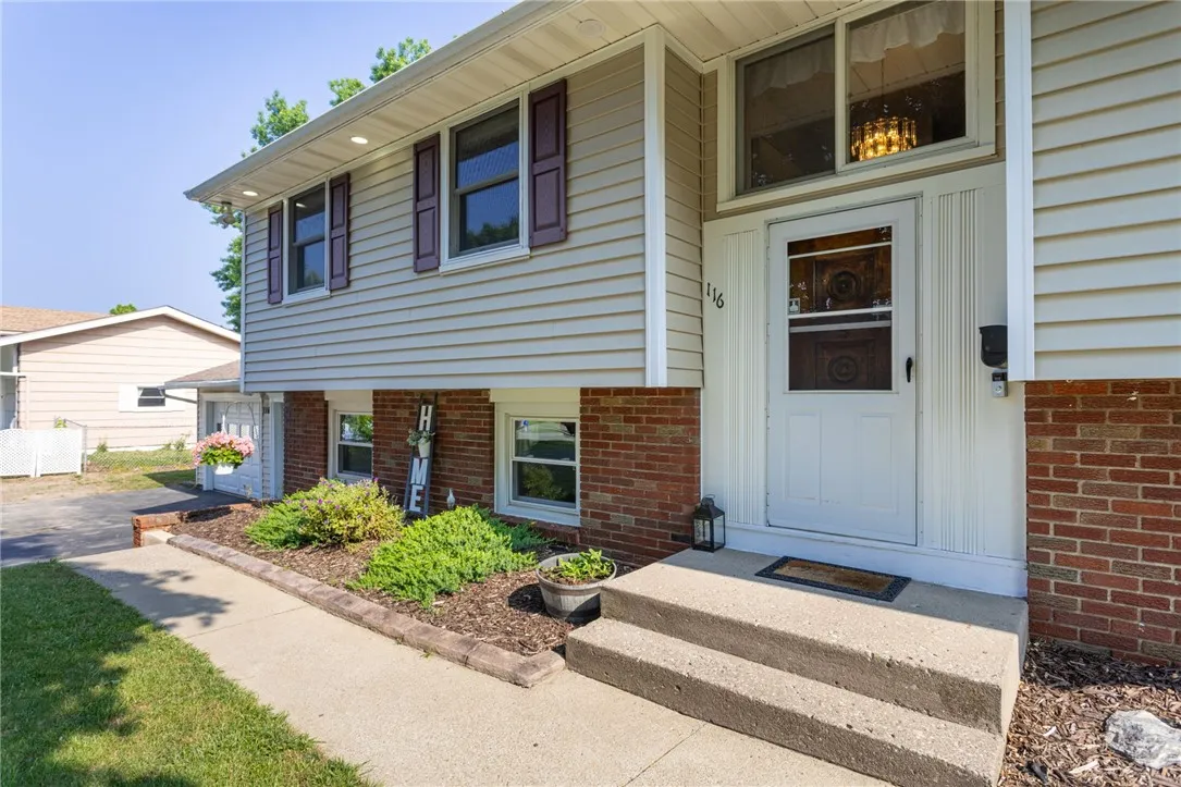 116 Churchill Drive North, Greece, New York 14616, Greece, New York 14616, 4 Bedrooms Bedrooms, 8 Rooms Rooms,1 BathroomBathrooms,Residential,For Sale,116 Churchill Drive North, Greece, New York 14616,R1622752