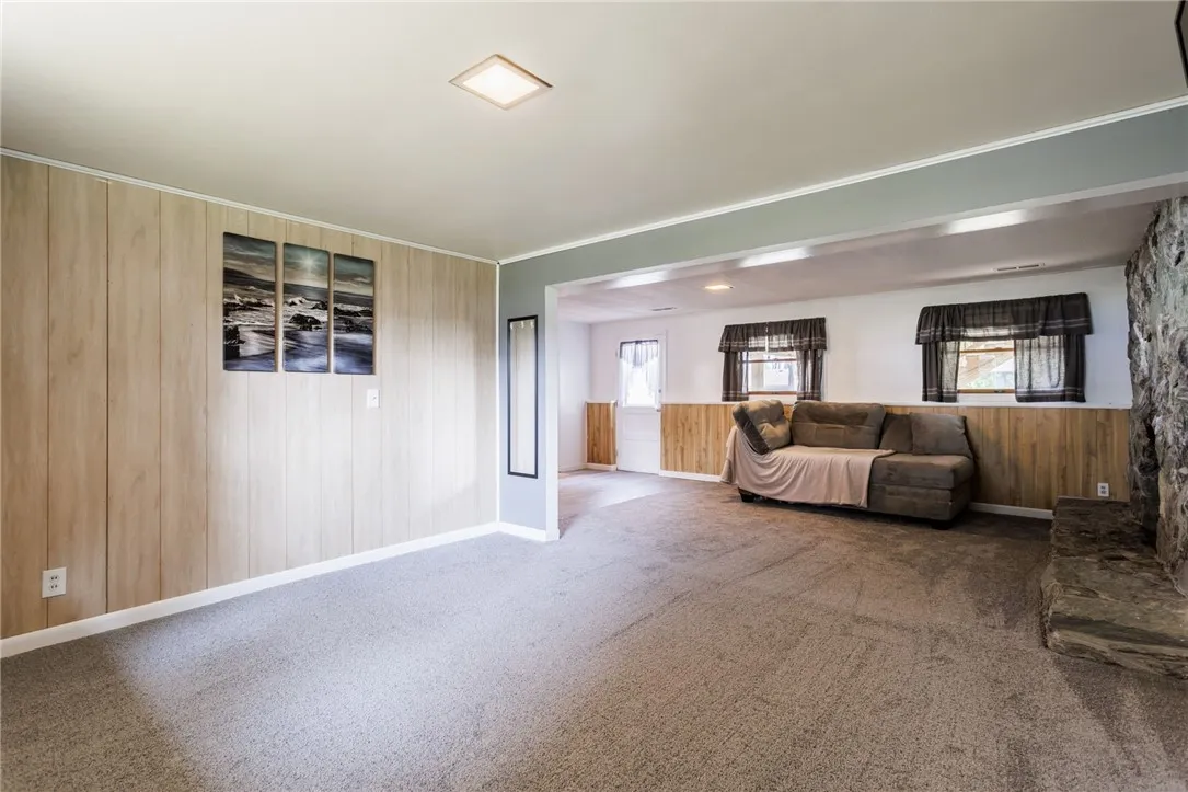 116 Churchill Drive North, Greece, New York 14616, Greece, New York 14616, 4 Bedrooms Bedrooms, 8 Rooms Rooms,1 BathroomBathrooms,Residential,For Sale,116 Churchill Drive North, Greece, New York 14616,R1622752