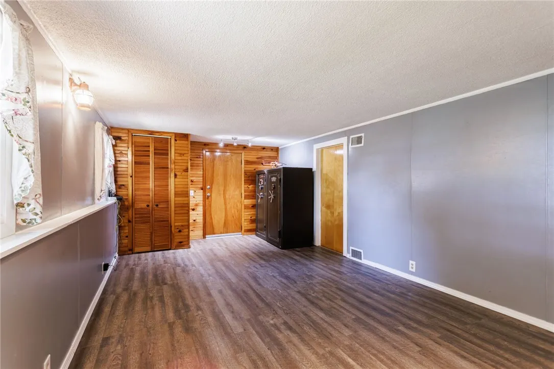 116 Churchill Drive North, Greece, New York 14616, Greece, New York 14616, 4 Bedrooms Bedrooms, 8 Rooms Rooms,1 BathroomBathrooms,Residential,For Sale,116 Churchill Drive North, Greece, New York 14616,R1622752