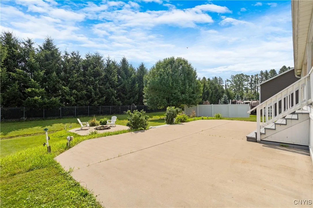 9466 Bartel Road, Cicero, New York 13029, Cicero, New York 13029, 4 Bedrooms Bedrooms, 6 Rooms Rooms,3 BathroomsBathrooms,Residential,For Sale,9466 Bartel Road, Cicero, New York 13029,S1622995