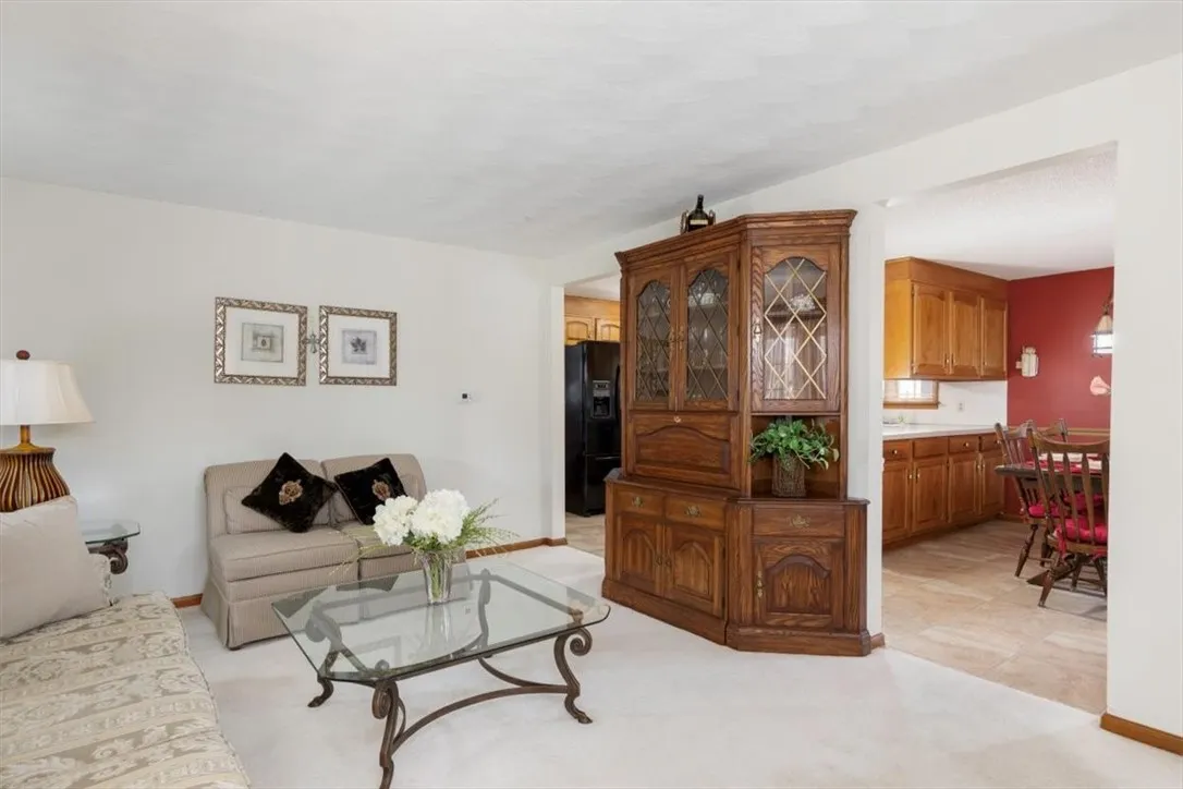 73 Judith Drive, Cheektowaga, New York 14227, Cheektowaga, New York 14227, 4 Bedrooms Bedrooms, 8 Rooms Rooms,2 BathroomsBathrooms,Residential,For Sale,73 Judith Drive, Cheektowaga, New York 14227,R1620978
