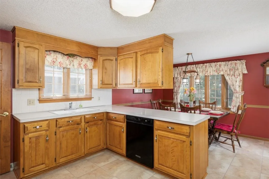 73 Judith Drive, Cheektowaga, New York 14227, Cheektowaga, New York 14227, 4 Bedrooms Bedrooms, 8 Rooms Rooms,2 BathroomsBathrooms,Residential,For Sale,73 Judith Drive, Cheektowaga, New York 14227,R1620978