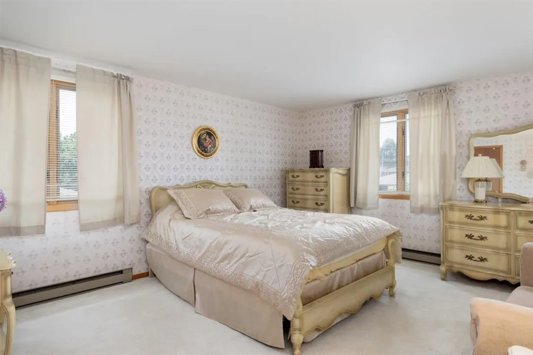 73 Judith Drive, Cheektowaga, New York 14227, Cheektowaga, New York 14227, 4 Bedrooms Bedrooms, 8 Rooms Rooms,2 BathroomsBathrooms,Residential,For Sale,73 Judith Drive, Cheektowaga, New York 14227,R1620978