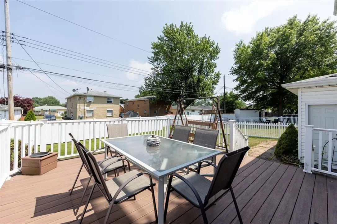 73 Judith Drive, Cheektowaga, New York 14227, Cheektowaga, New York 14227, 4 Bedrooms Bedrooms, 8 Rooms Rooms,2 BathroomsBathrooms,Residential,For Sale,73 Judith Drive, Cheektowaga, New York 14227,R1620978