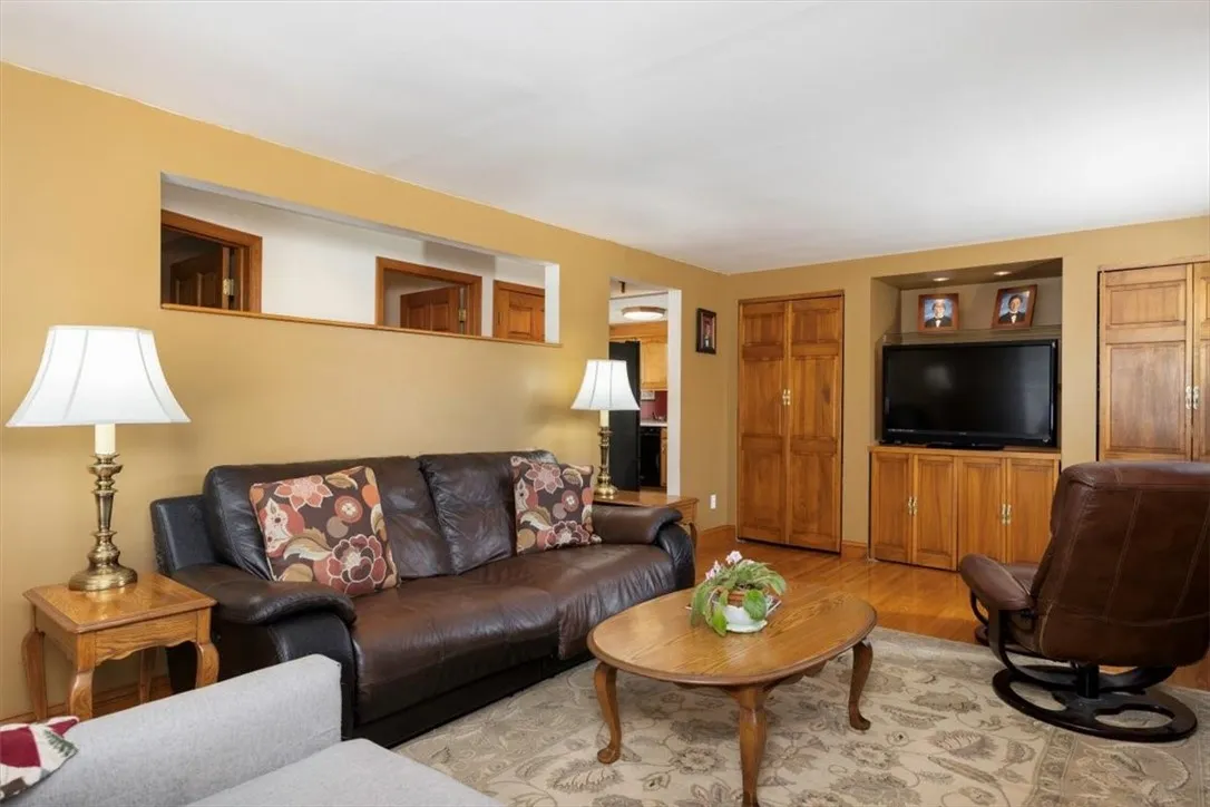 73 Judith Drive, Cheektowaga, New York 14227, Cheektowaga, New York 14227, 4 Bedrooms Bedrooms, 8 Rooms Rooms,2 BathroomsBathrooms,Residential,For Sale,73 Judith Drive, Cheektowaga, New York 14227,R1620978