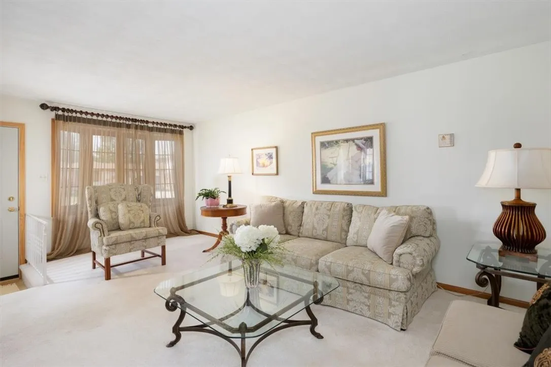 73 Judith Drive, Cheektowaga, New York 14227, Cheektowaga, New York 14227, 4 Bedrooms Bedrooms, 8 Rooms Rooms,2 BathroomsBathrooms,Residential,For Sale,73 Judith Drive, Cheektowaga, New York 14227,R1620978