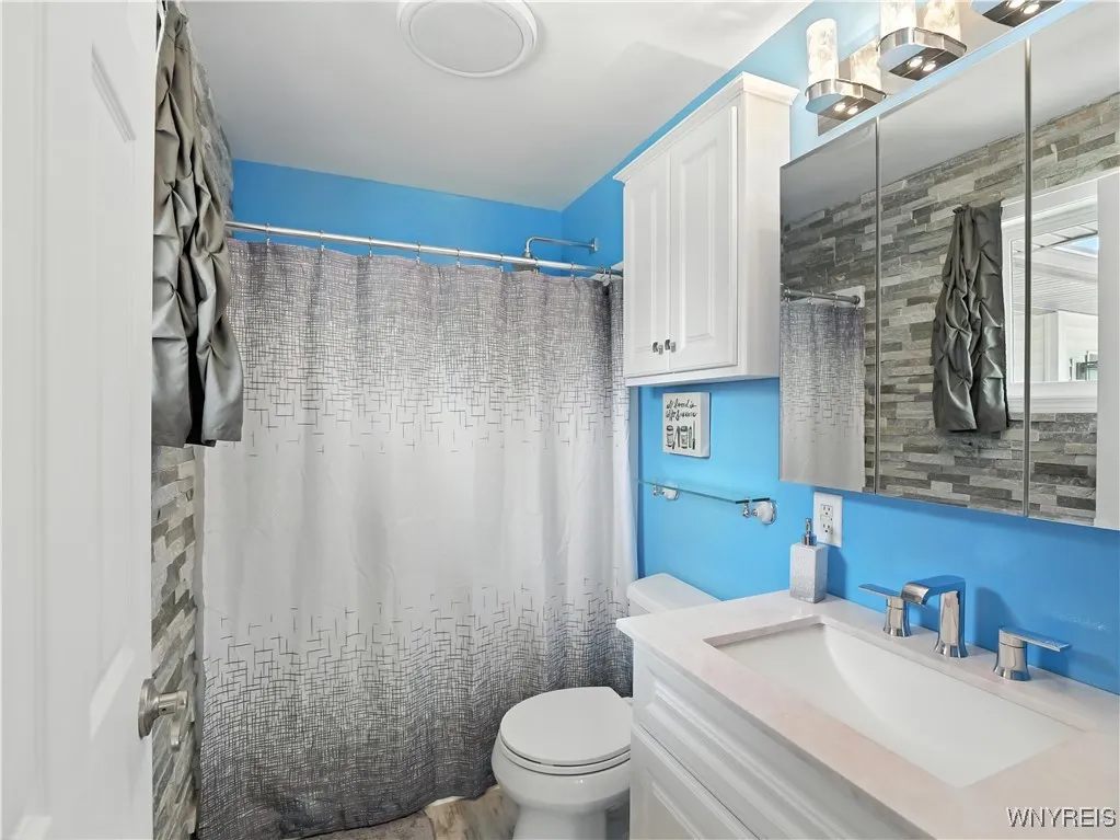 394 Evergreen Drive, Tonawanda, New York 14150, Tonawanda, New York 14150, 3 Bedrooms Bedrooms, 6 Rooms Rooms,2 BathroomsBathrooms,Residential,Closed,394 Evergreen Drive, Tonawanda, New York 14150,0,B1623012