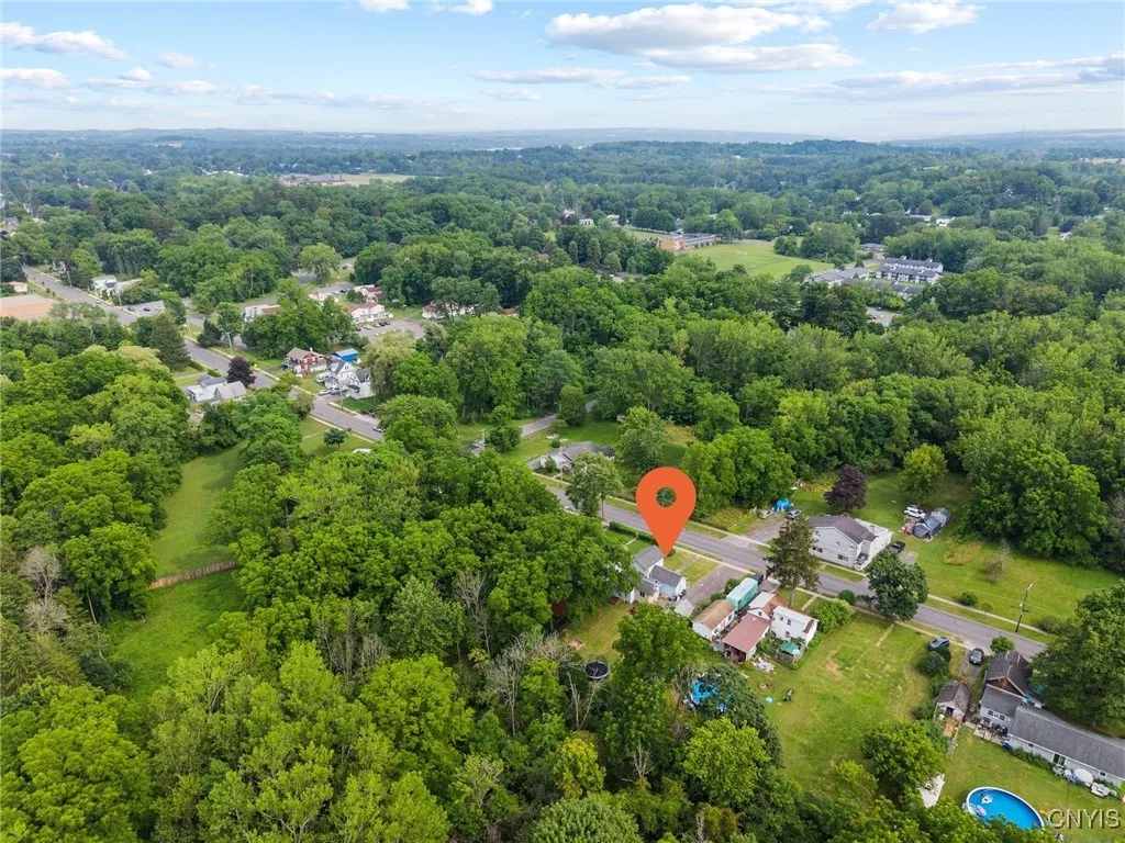 55 Chapman Avenue, Auburn, New York 13021, Auburn, New York 13021, 2 Bedrooms Bedrooms, 5 Rooms Rooms,2 BathroomsBathrooms,Residential,Closed,55 Chapman Avenue, Auburn, New York 13021,0,S1622941