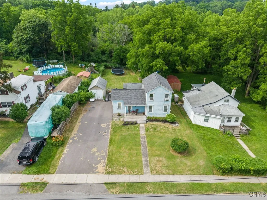 55 Chapman Avenue, Auburn, New York 13021, Auburn, New York 13021, 2 Bedrooms Bedrooms, 5 Rooms Rooms,2 BathroomsBathrooms,Residential,Closed,55 Chapman Avenue, Auburn, New York 13021,0,S1622941