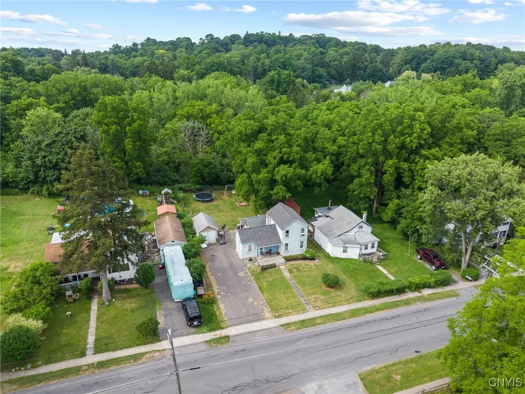 55 Chapman Avenue, Auburn, New York 13021, Auburn, New York 13021, 2 Bedrooms Bedrooms, 5 Rooms Rooms,2 BathroomsBathrooms,Residential,Closed,55 Chapman Avenue, Auburn, New York 13021,0,S1622941