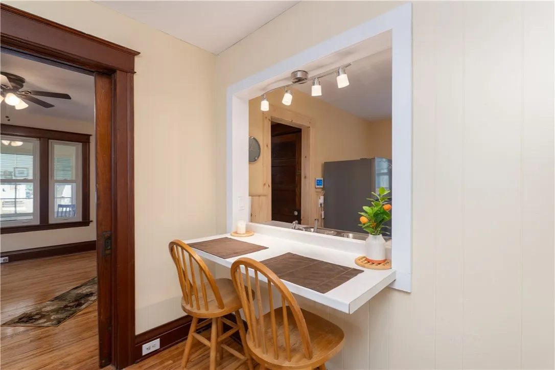 287 Curlew Street, Rochester, New York 14613, Rochester, New York 14613, 3 Bedrooms Bedrooms, 9 Rooms Rooms,1 BathroomBathrooms,Residential,For Sale,287 Curlew Street, Rochester, New York 14613,R1622487