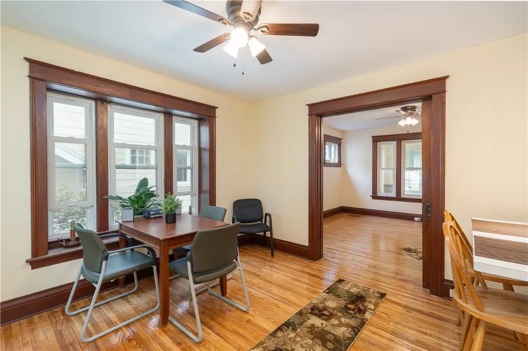 287 Curlew Street, Rochester, New York 14613, Rochester, New York 14613, 3 Bedrooms Bedrooms, 9 Rooms Rooms,1 BathroomBathrooms,Residential,For Sale,287 Curlew Street, Rochester, New York 14613,R1622487
