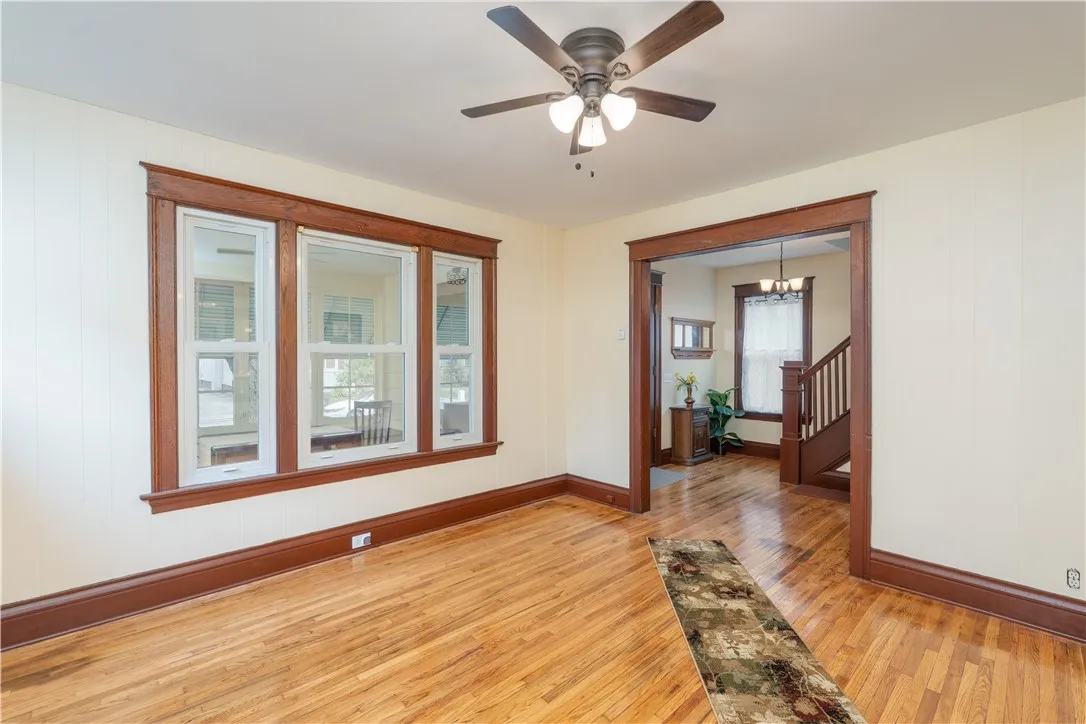 287 Curlew Street, Rochester, New York 14613, Rochester, New York 14613, 3 Bedrooms Bedrooms, 9 Rooms Rooms,1 BathroomBathrooms,Residential,For Sale,287 Curlew Street, Rochester, New York 14613,R1622487