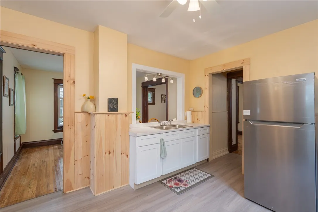 287 Curlew Street, Rochester, New York 14613, Rochester, New York 14613, 3 Bedrooms Bedrooms, 9 Rooms Rooms,1 BathroomBathrooms,Residential,For Sale,287 Curlew Street, Rochester, New York 14613,R1622487