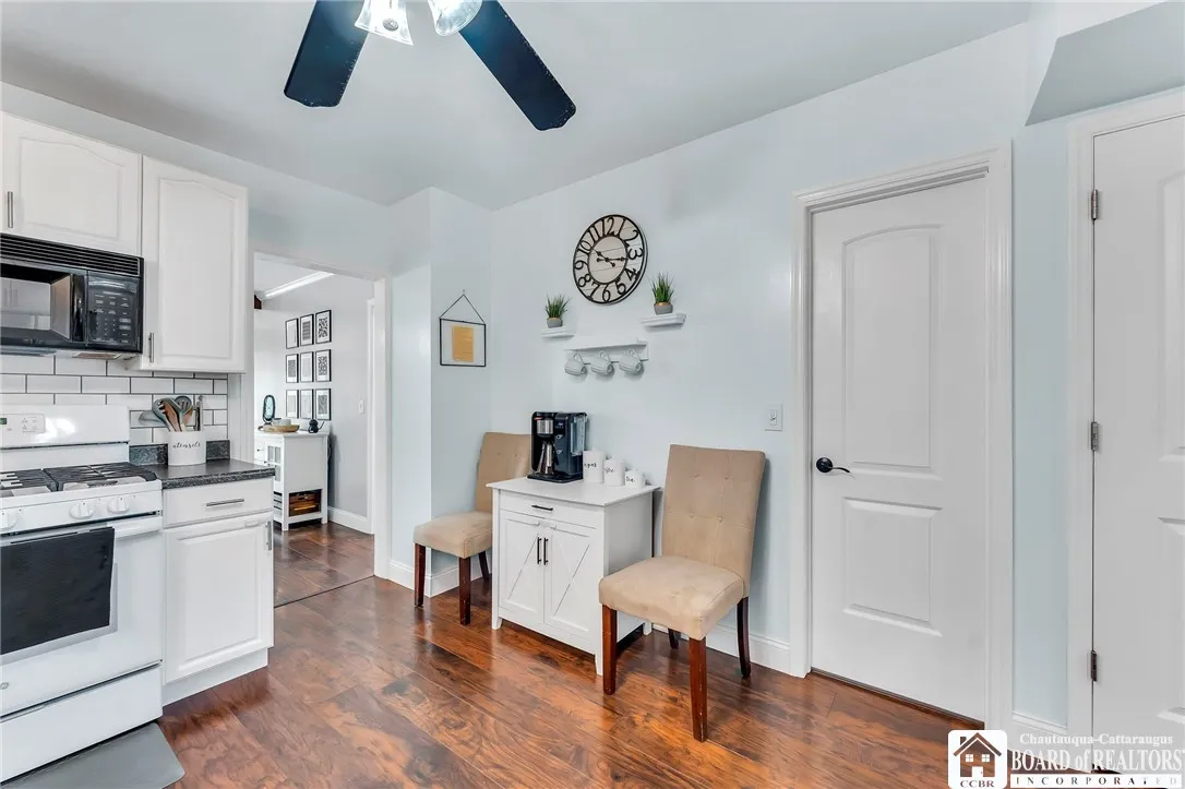 173 Dwyer Street, West Seneca, New York 14224, West Seneca, New York 14224, 3 Bedrooms Bedrooms, 8 Rooms Rooms,1 BathroomBathrooms,Residential,For Sale,173 Dwyer Street, West Seneca, New York 14224,R1622928