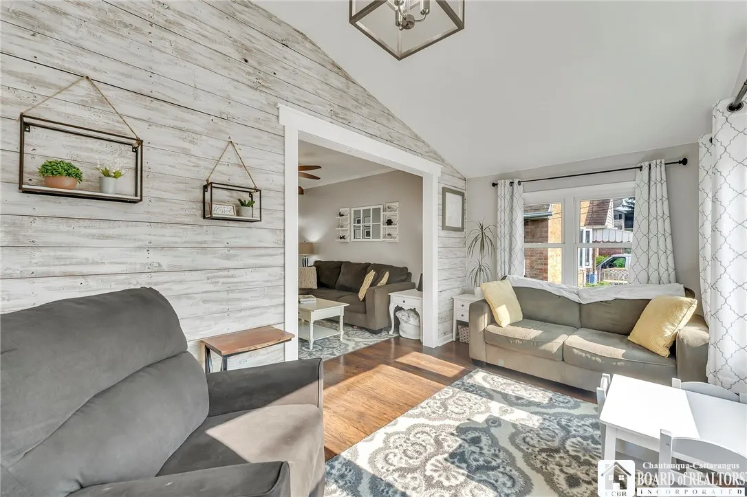 173 Dwyer Street, West Seneca, New York 14224, West Seneca, New York 14224, 3 Bedrooms Bedrooms, 8 Rooms Rooms,1 BathroomBathrooms,Residential,For Sale,173 Dwyer Street, West Seneca, New York 14224,R1622928