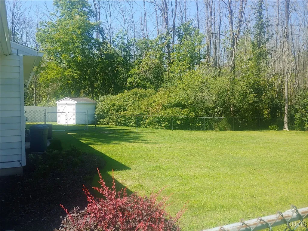 8839 English Road, Cicero, New York 13029, Cicero, New York 13029, 3 Bedrooms Bedrooms, 5 Rooms Rooms,1 BathroomBathrooms,Residential Lease,For Rent,8839 English Road, Cicero, New York 13029,S1623057