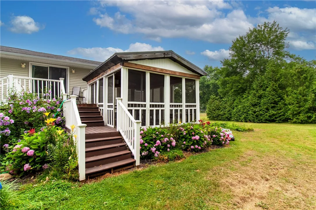 14170 W. Bacon Rd, Gaines, New York 14411, Gaines, New York 14411, 4 Bedrooms Bedrooms, 8 Rooms Rooms,2 BathroomsBathrooms,Residential,For Sale,14170 W. Bacon Rd, Gaines, New York 14411,R1622195
