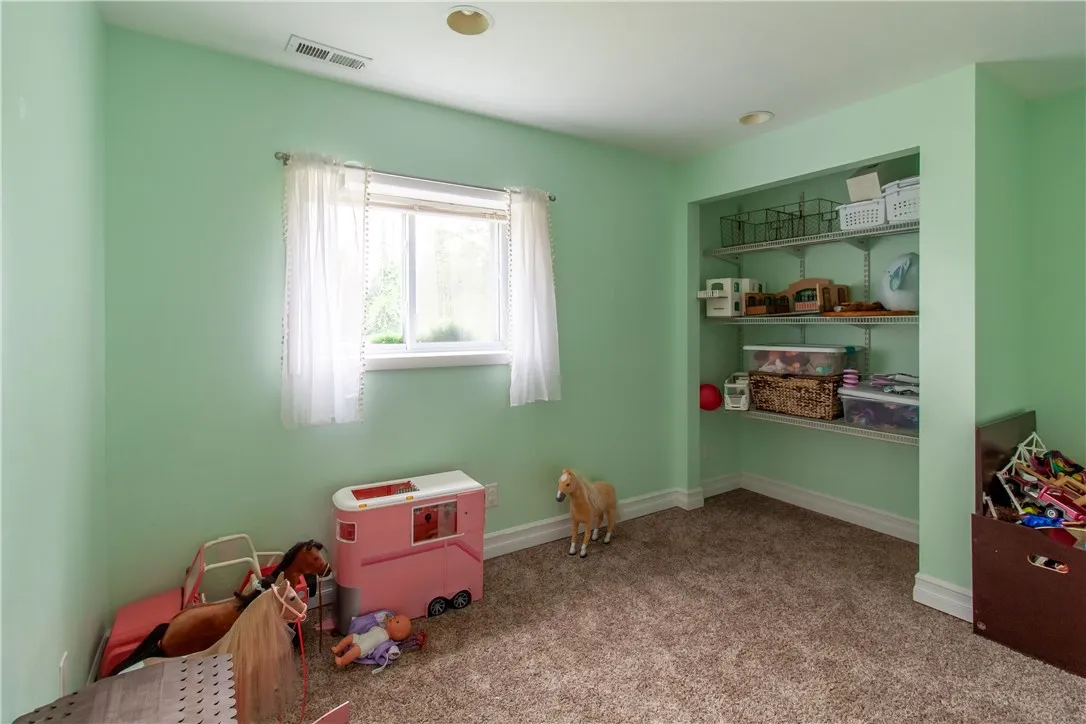 14170 W. Bacon Rd, Gaines, New York 14411, Gaines, New York 14411, 4 Bedrooms Bedrooms, 8 Rooms Rooms,2 BathroomsBathrooms,Residential,For Sale,14170 W. Bacon Rd, Gaines, New York 14411,R1622195