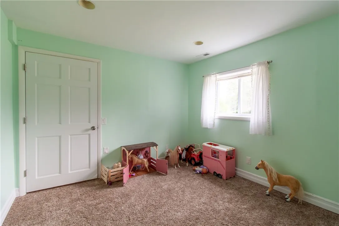 14170 W. Bacon Rd, Gaines, New York 14411, Gaines, New York 14411, 4 Bedrooms Bedrooms, 8 Rooms Rooms,2 BathroomsBathrooms,Residential,For Sale,14170 W. Bacon Rd, Gaines, New York 14411,R1622195
