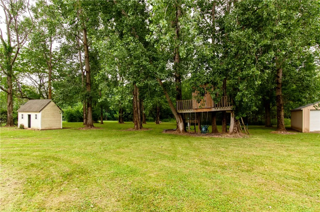 14170 W. Bacon Rd, Gaines, New York 14411, Gaines, New York 14411, 4 Bedrooms Bedrooms, 8 Rooms Rooms,2 BathroomsBathrooms,Residential,For Sale,14170 W. Bacon Rd, Gaines, New York 14411,R1622195