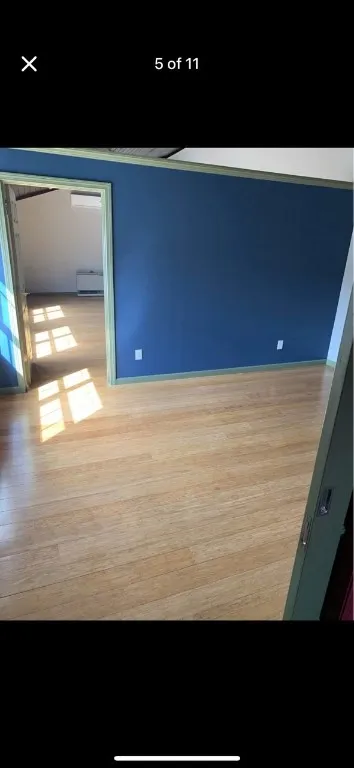 2nd room commercial space