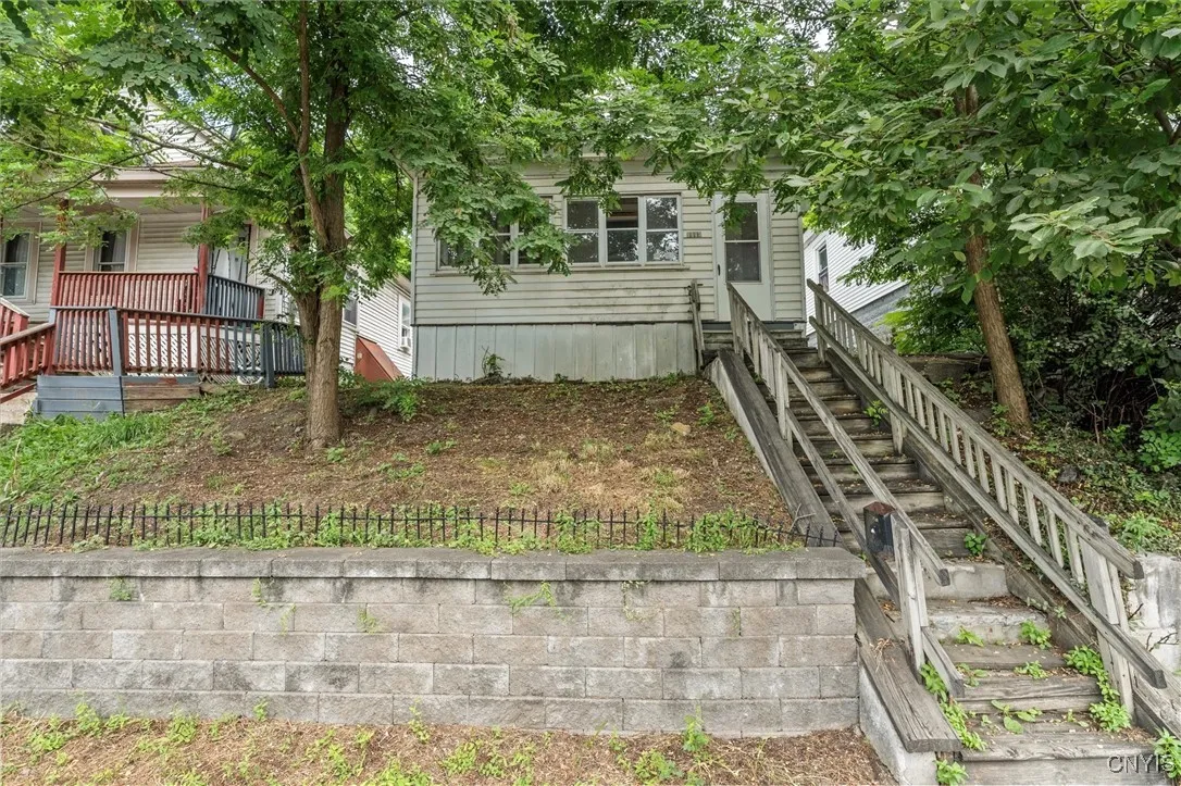 1445 Burnet Avenue, Syracuse, New York 13206, Syracuse, New York 13206, 3 Bedrooms Bedrooms, 7 Rooms Rooms,1 BathroomBathrooms,Residential,For Sale,1445 Burnet Avenue, Syracuse, New York 13206,S1622670