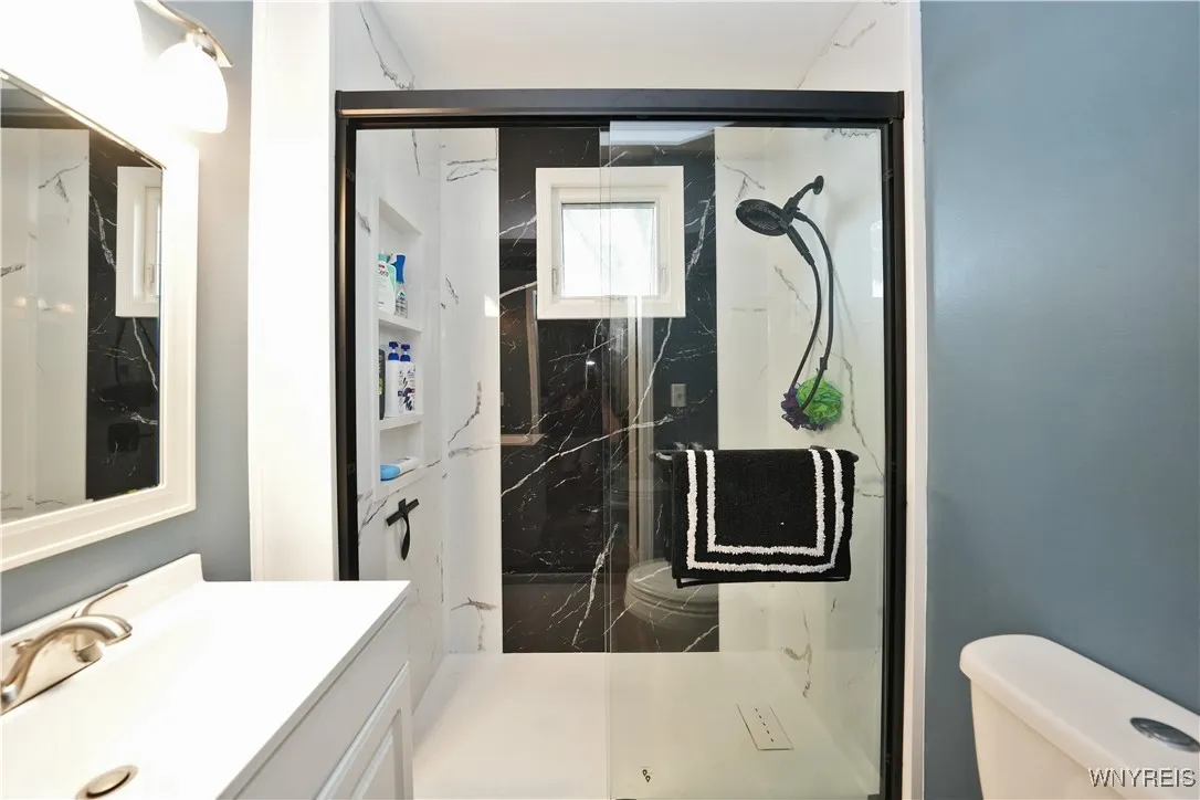 15 Delton Street, Tonawanda, New York 14150, Tonawanda, New York 14150, 4 Bedrooms Bedrooms, 7 Rooms Rooms,2 BathroomsBathrooms,Residential,For Sale,15 Delton Street, Tonawanda, New York 14150,B1622996