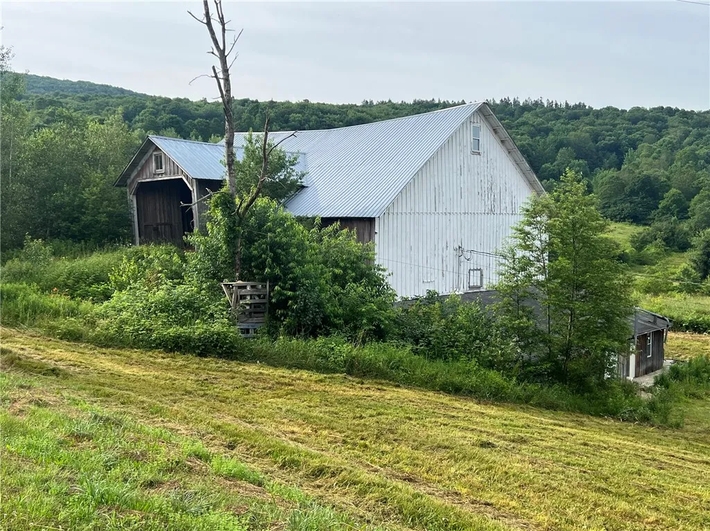834 Crescent Valley Road, Bovina, New York 13740, Bovina, New York 13740, 4 Bedrooms Bedrooms, 7 Rooms Rooms,2 BathroomsBathrooms,Residential,For Sale,834 Crescent Valley Road, Bovina, New York 13740,R1621590
