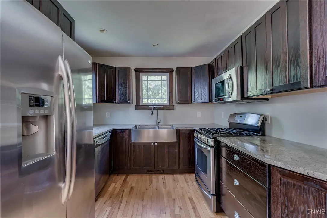 721 Nellis Street, Watertown City, New York 13601, Watertown City, New York 13601, 3 Bedrooms Bedrooms, 7 Rooms Rooms,2 BathroomsBathrooms,Residential,For Sale,721 Nellis Street, Watertown City, New York 13601,S1623078