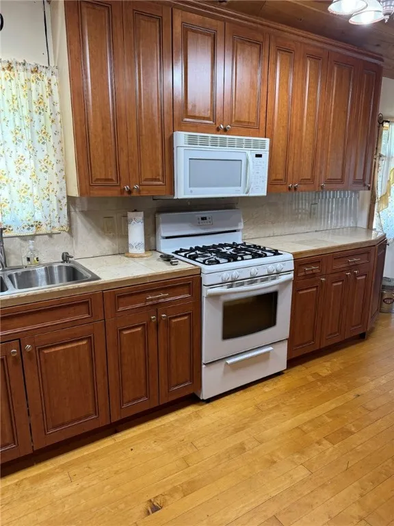 1111 Huska Road, Delhi, New York 13752, Delhi, New York 13752, 4 Bedrooms Bedrooms, 7 Rooms Rooms,1 BathroomBathrooms,Residential,For Sale,1111 Huska Road, Delhi, New York 13752,R1622380