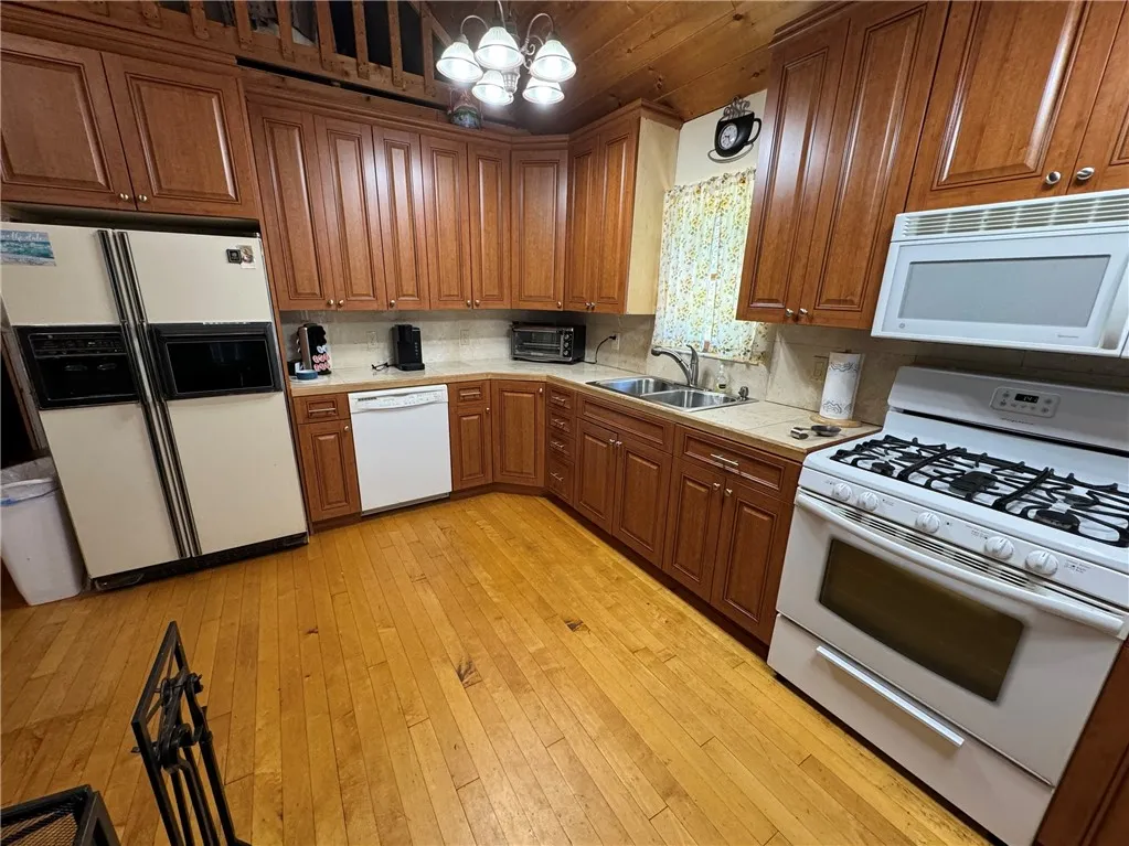 1111 Huska Road, Delhi, New York 13752, Delhi, New York 13752, 4 Bedrooms Bedrooms, 7 Rooms Rooms,1 BathroomBathrooms,Residential,For Sale,1111 Huska Road, Delhi, New York 13752,R1622380