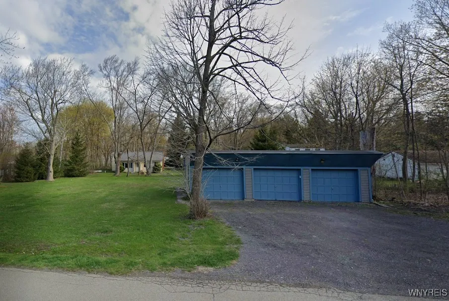 718 Beach Avenue, Evans, New York 14006, Evans, New York 14006, 3 Bedrooms Bedrooms, 7 Rooms Rooms,2 BathroomsBathrooms,Residential,Closed,718 Beach Avenue, Evans, New York 14006,0,B1623064