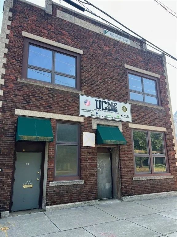242 Verona Street, Rochester, New York 14608, Rochester, New York 14608, ,Commercial Sale,For Sale,242 Verona Street, Rochester, New York 14608,R1623095