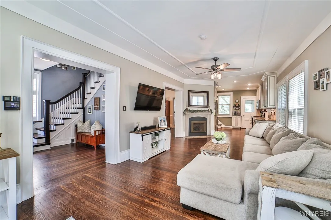 227 Highland Avenue, Buffalo, New York 14222, Buffalo, New York 14222, 4 Bedrooms Bedrooms, 12 Rooms Rooms,3 BathroomsBathrooms,Residential,For Sale,227 Highland Avenue, Buffalo, New York 14222,B1623079