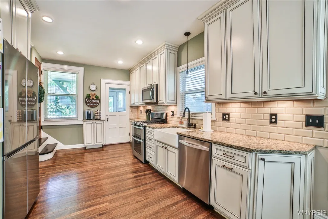227 Highland Avenue, Buffalo, New York 14222, Buffalo, New York 14222, 4 Bedrooms Bedrooms, 12 Rooms Rooms,3 BathroomsBathrooms,Residential,For Sale,227 Highland Avenue, Buffalo, New York 14222,B1623079