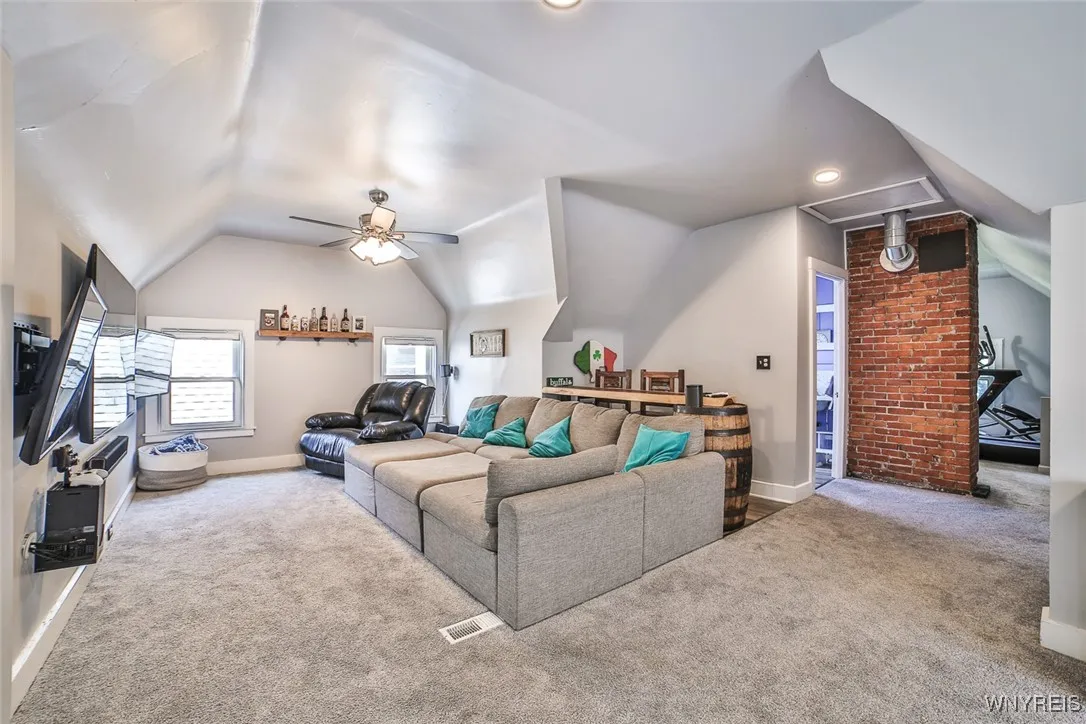 227 Highland Avenue, Buffalo, New York 14222, Buffalo, New York 14222, 4 Bedrooms Bedrooms, 12 Rooms Rooms,3 BathroomsBathrooms,Residential,For Sale,227 Highland Avenue, Buffalo, New York 14222,B1623079