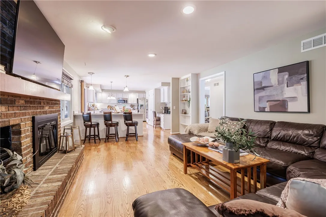 14 Fenimore Drive, Pittsford, New York 14534, Pittsford, New York 14534, 4 Bedrooms Bedrooms, 9 Rooms Rooms,2 BathroomsBathrooms,Residential,Closed,14 Fenimore Drive, Pittsford, New York 14534,0,R1623083