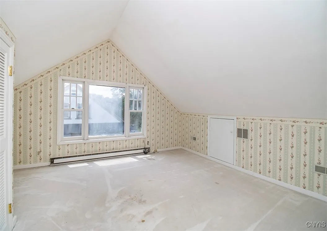 210 Sedgwick Drive, Syracuse, New York 13203, Syracuse, New York 13203, 5 Bedrooms Bedrooms, 9 Rooms Rooms,3 BathroomsBathrooms,Residential,For Sale,210 Sedgwick Drive, Syracuse, New York 13203,S1622201