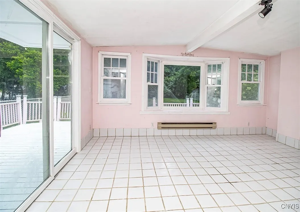 210 Sedgwick Drive, Syracuse, New York 13203, Syracuse, New York 13203, 5 Bedrooms Bedrooms, 9 Rooms Rooms,3 BathroomsBathrooms,Residential,For Sale,210 Sedgwick Drive, Syracuse, New York 13203,S1622201