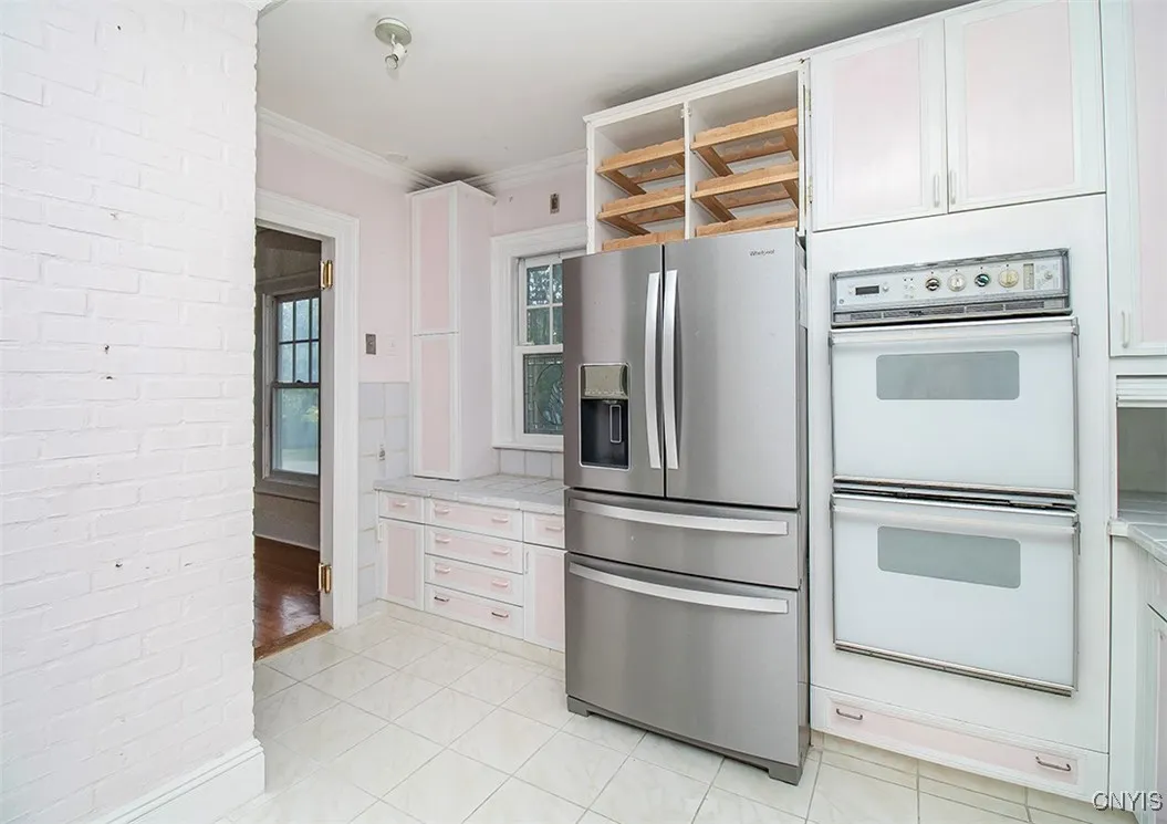 210 Sedgwick Drive, Syracuse, New York 13203, Syracuse, New York 13203, 5 Bedrooms Bedrooms, 9 Rooms Rooms,3 BathroomsBathrooms,Residential,For Sale,210 Sedgwick Drive, Syracuse, New York 13203,S1622201
