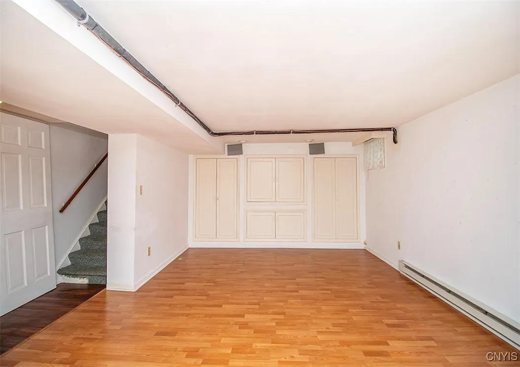 210 Sedgwick Drive, Syracuse, New York 13203, Syracuse, New York 13203, 5 Bedrooms Bedrooms, 9 Rooms Rooms,3 BathroomsBathrooms,Residential,For Sale,210 Sedgwick Drive, Syracuse, New York 13203,S1622201