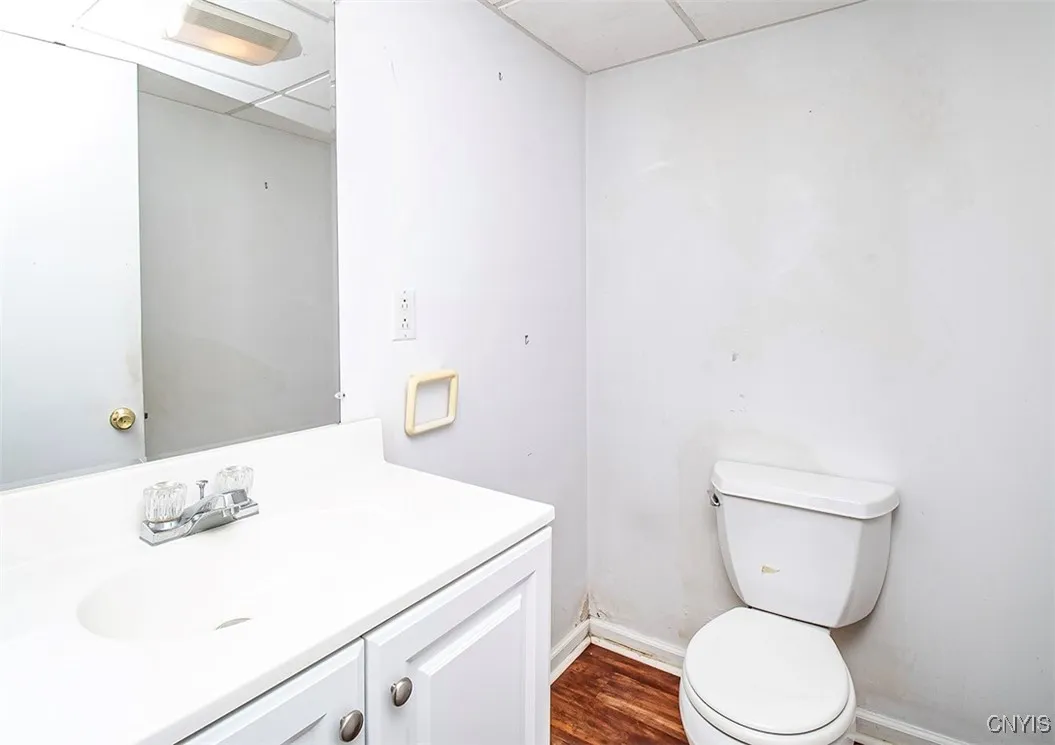 210 Sedgwick Drive, Syracuse, New York 13203, Syracuse, New York 13203, 5 Bedrooms Bedrooms, 9 Rooms Rooms,3 BathroomsBathrooms,Residential,For Sale,210 Sedgwick Drive, Syracuse, New York 13203,S1622201