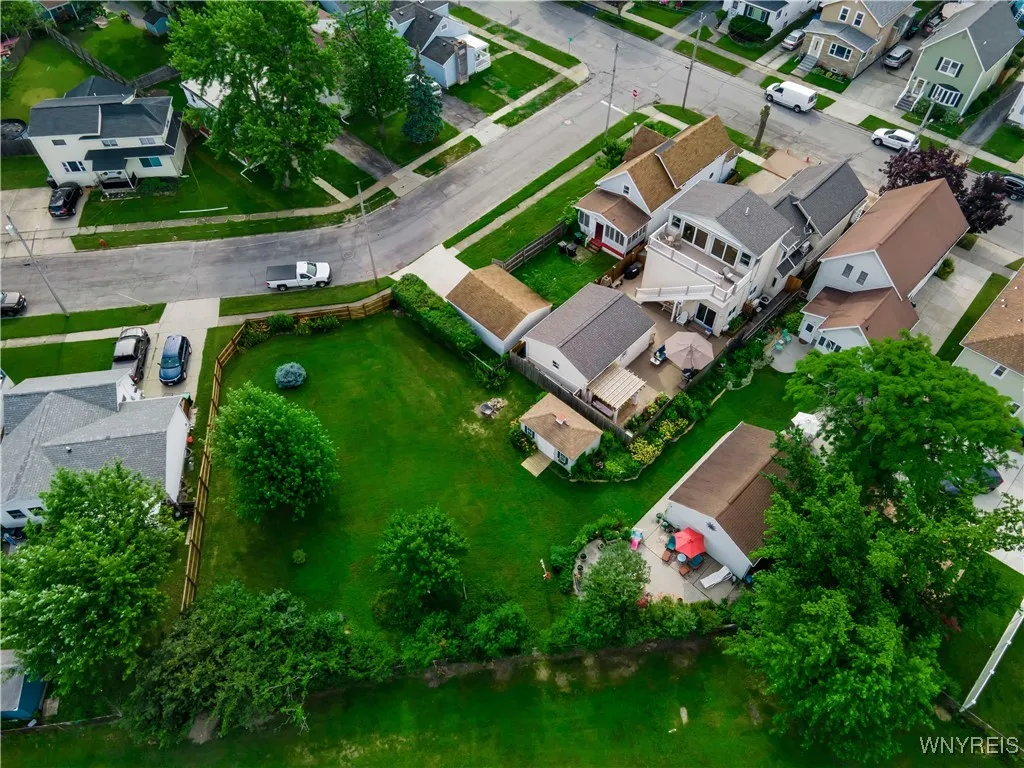 51 Park Avenue, Tonawanda, New York 14150, Tonawanda, New York 14150, 3 Bedrooms Bedrooms, 7 Rooms Rooms,1 BathroomBathrooms,Residential,For Sale,51 Park Avenue, Tonawanda, New York 14150,B1622016