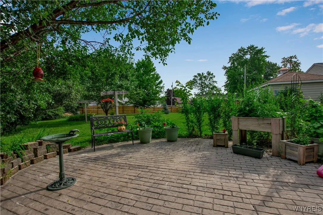 51 Park Avenue, Tonawanda, New York 14150, Tonawanda, New York 14150, 3 Bedrooms Bedrooms, 7 Rooms Rooms,1 BathroomBathrooms,Residential,For Sale,51 Park Avenue, Tonawanda, New York 14150,B1622016
