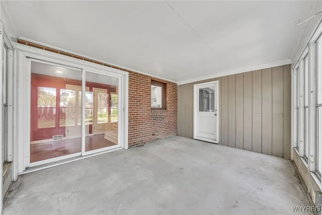 158 Darwin Drive, Amherst, New York 14226, Amherst, New York 14226, 3 Bedrooms Bedrooms, 7 Rooms Rooms,1 BathroomBathrooms,Residential,For Sale,158 Darwin Drive, Amherst, New York 14226,B1622898