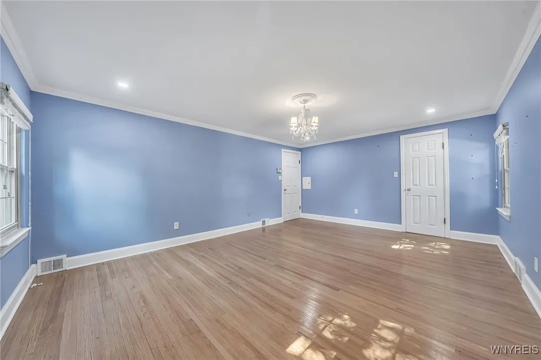 158 Darwin Drive, Amherst, New York 14226, Amherst, New York 14226, 3 Bedrooms Bedrooms, 7 Rooms Rooms,1 BathroomBathrooms,Residential,For Sale,158 Darwin Drive, Amherst, New York 14226,B1622898