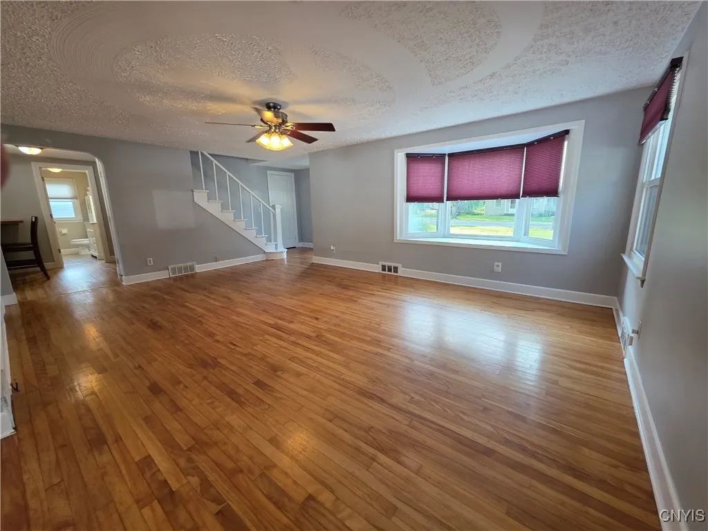 5937 Lakeshore Road, Cicero, New York 13039, Cicero, New York 13039, 3 Bedrooms Bedrooms, 7 Rooms Rooms,2 BathroomsBathrooms,Residential,Closed,5937 Lakeshore Road, Cicero, New York 13039,S1618549