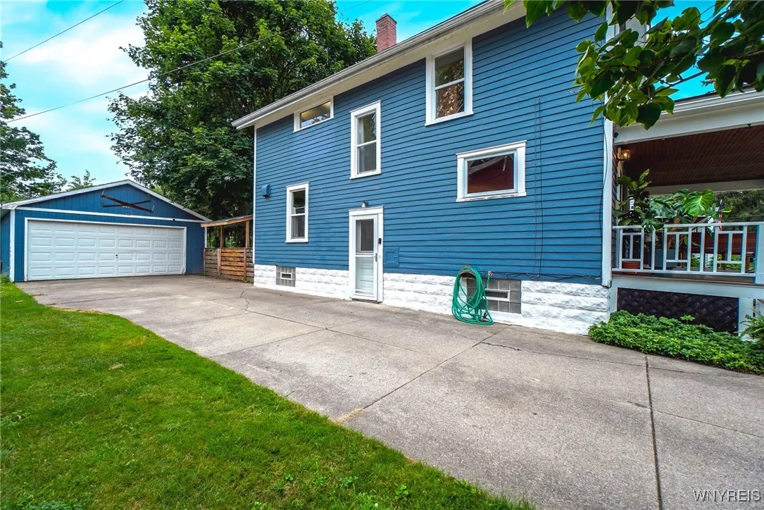 529 Ridge Avenue, Aurora, New York 14052, Aurora, New York 14052, 3 Bedrooms Bedrooms, 10 Rooms Rooms,2 BathroomsBathrooms,Residential,Closed,529 Ridge Avenue, Aurora, New York 14052,0,B1622773