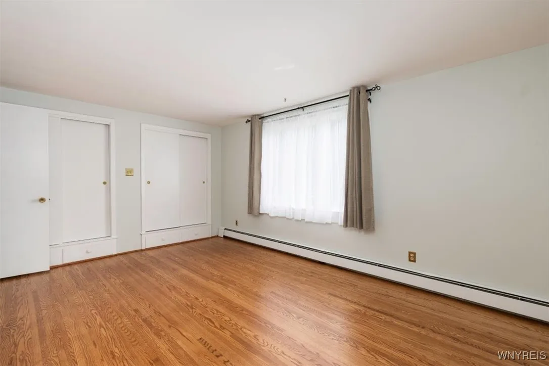 39 Halwill Drive, Amherst, New York 14226, Amherst, New York 14226, 3 Bedrooms Bedrooms, 6 Rooms Rooms,1 BathroomBathrooms,Residential Lease,For Rent,39 Halwill Drive, Amherst, New York 14226,B1623008